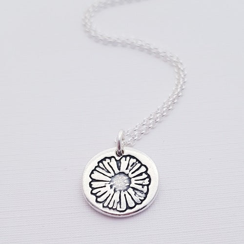 Sterling Silver Daisy Floral Pendant Necklace
