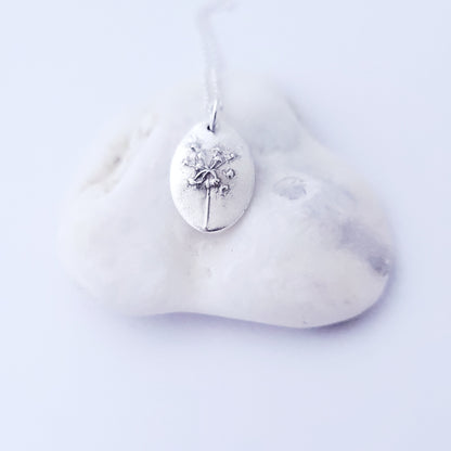 queen-anne-lace-wildflower-necklace-4