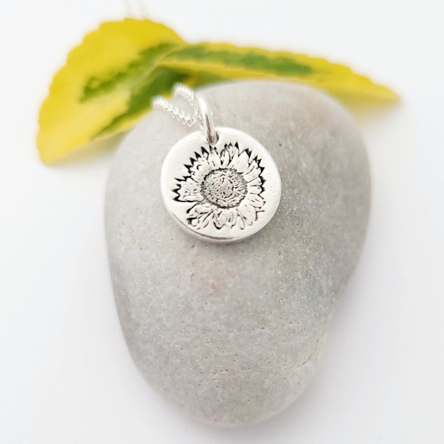 Sterling-silver-mini-sunflower-pendant-necklace-0