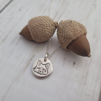 Sterling-silver-fox-pendant-necklace-6