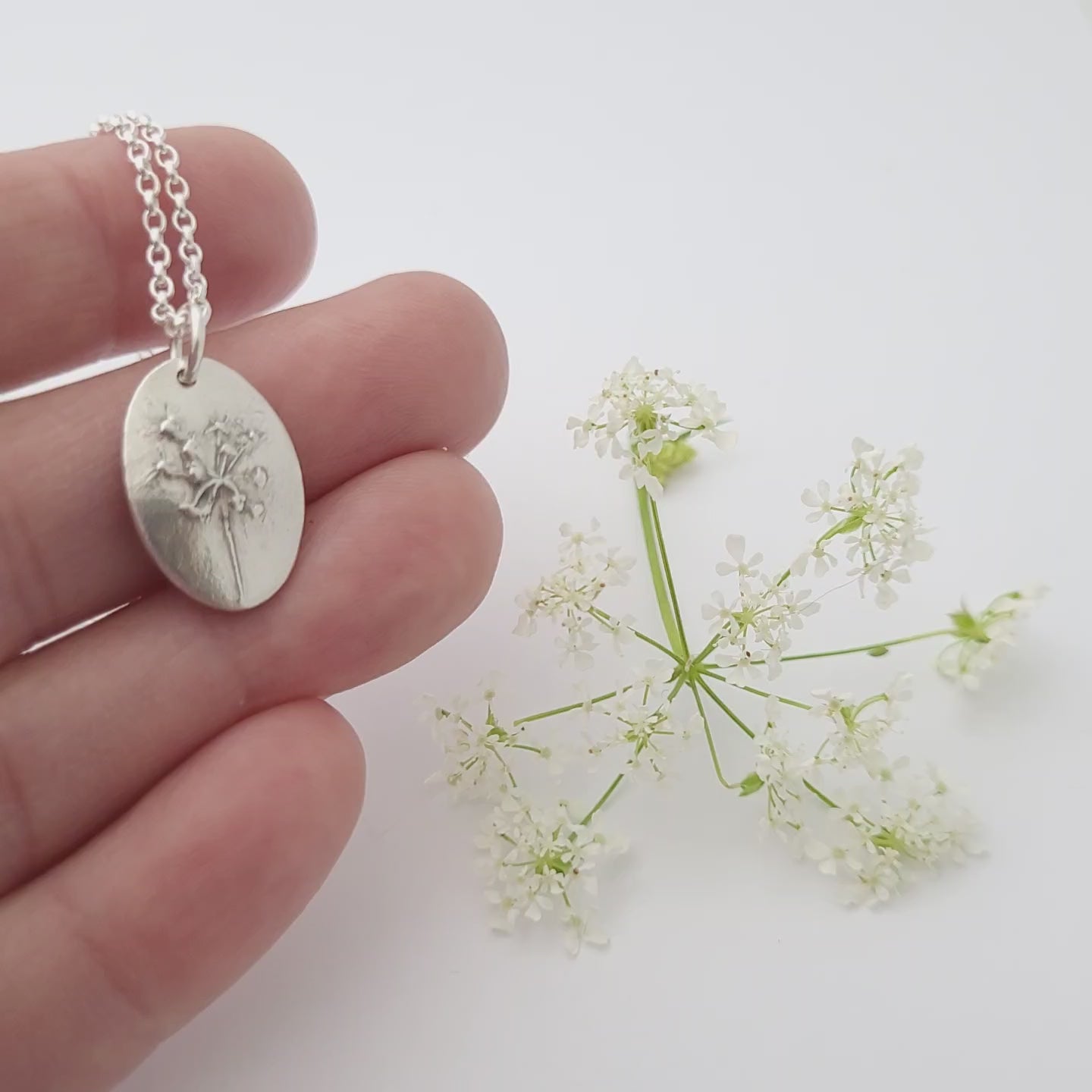 queen-anne-lace-wildflower-necklace-video