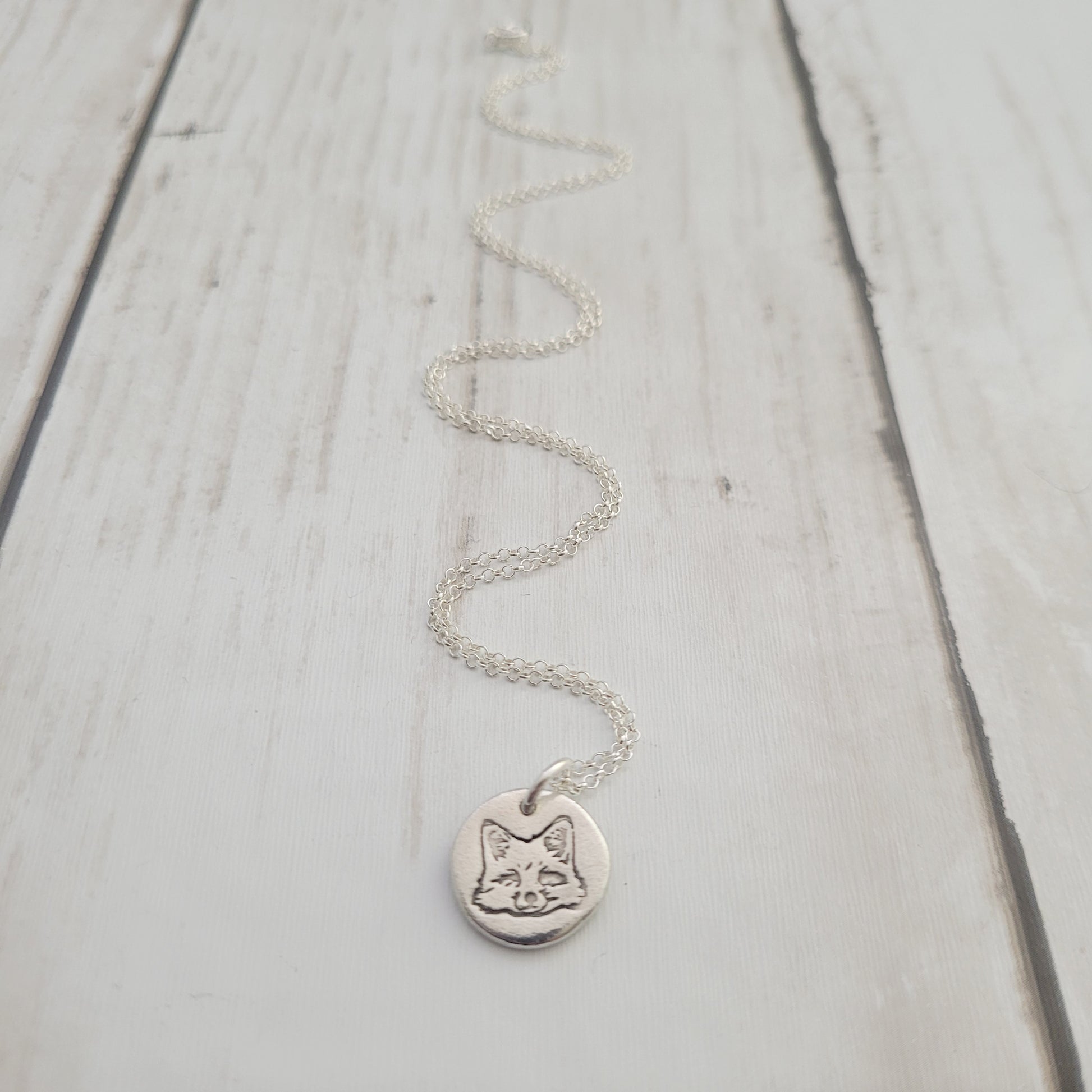 Sterling-silver-fox-pendant-necklace-3