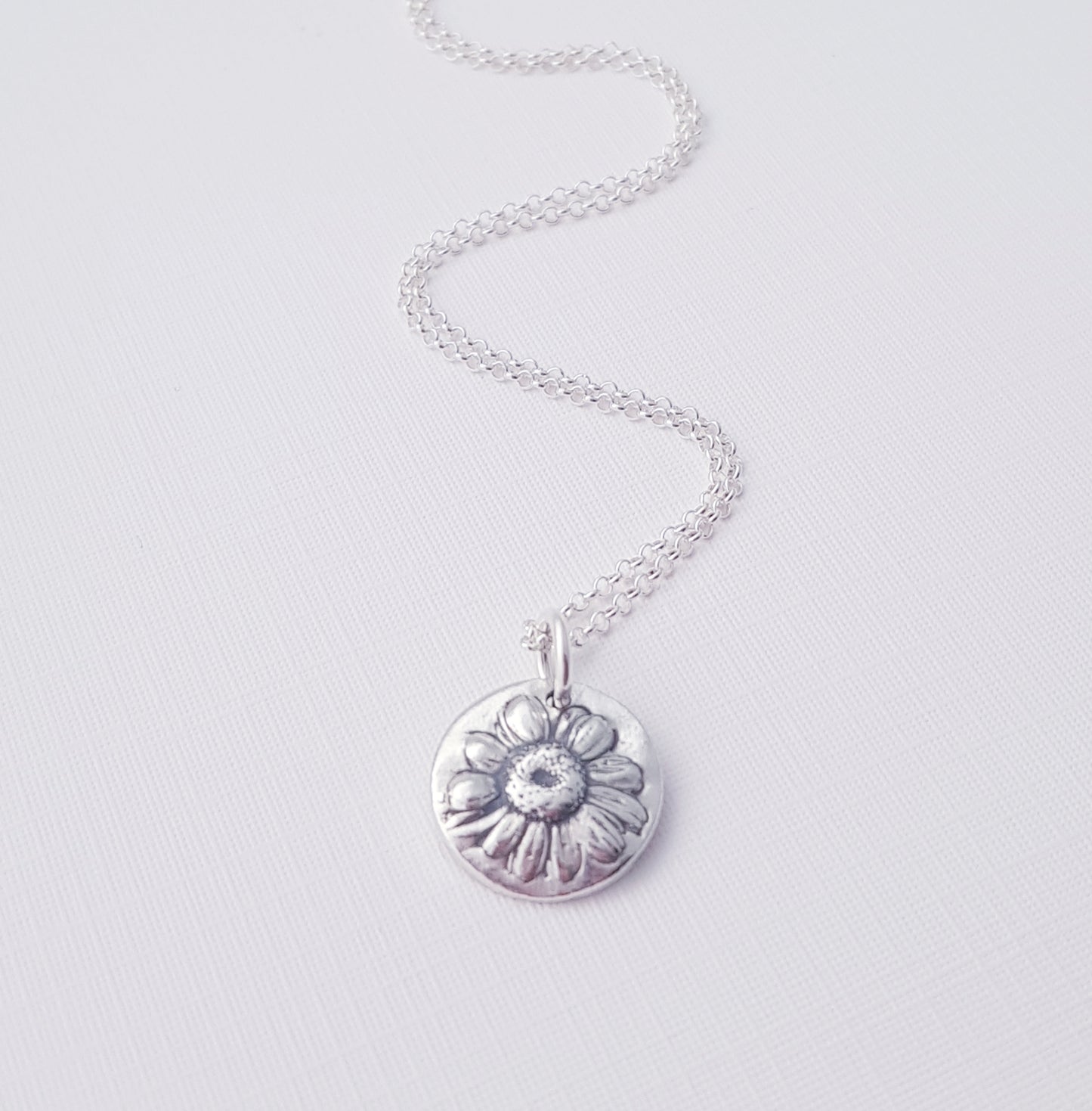 Sterling Silver Feverfew Daisy Floral Pendant Necklace