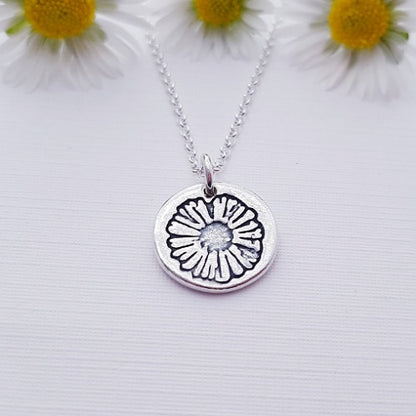 Sterling Silver Daisy Floral Pendant Necklace